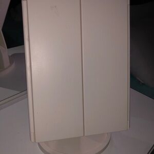 Classic White Tri-Fold Mirror